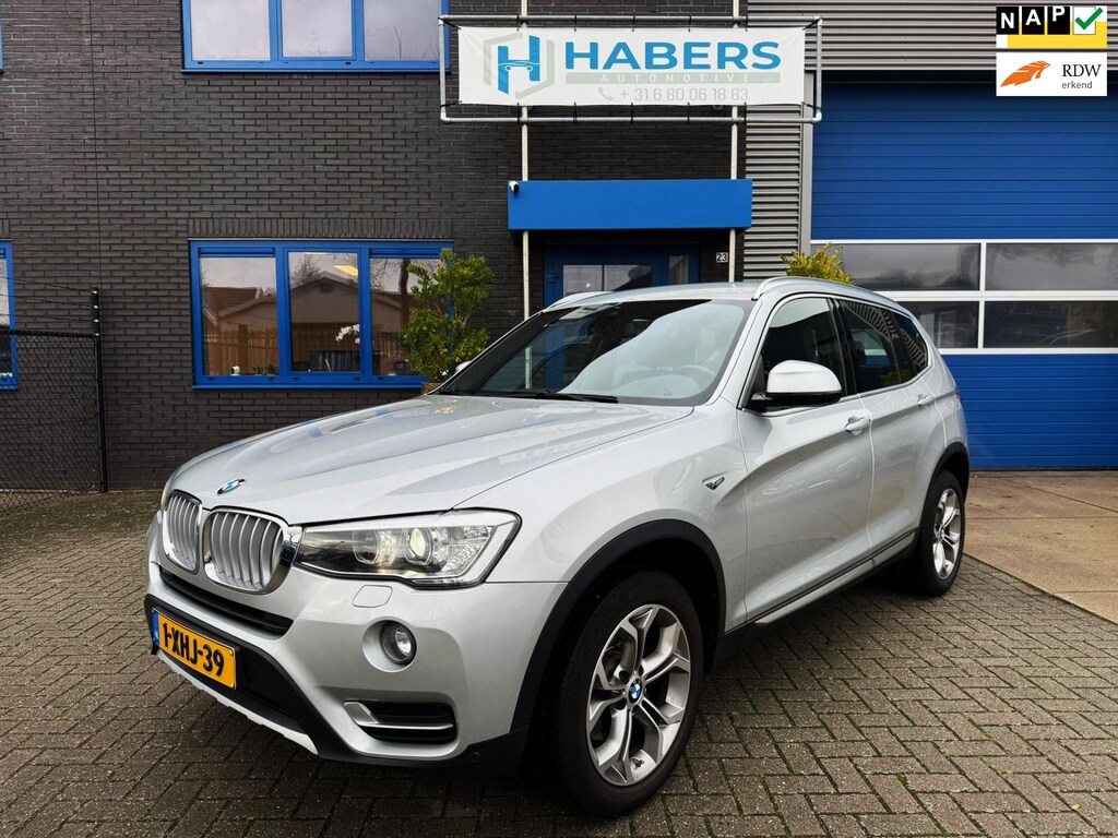 BMW X3 XDrive20i High Executive 184PK|Origineel NL|Proff Navi|AUT|4x4|Trekhaak|Leder|Sportstoelen|Xenon|StoelVW|Climate|Cruise|PDC