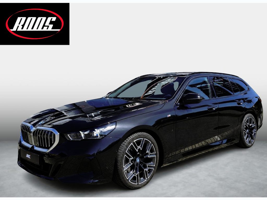 BMW 5-Serie Touring 530e M-Sport | Driving ass | Keyless | Trekhaak | Laser |