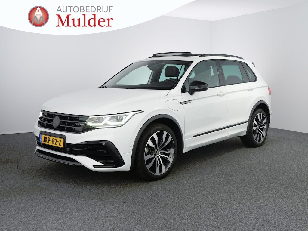 Volkswagen Tiguan 1.4 TSI eHybrid R-Line Business+ | Black style | Leer | Pano | 360 Camera | 245PK | 2x R line |
