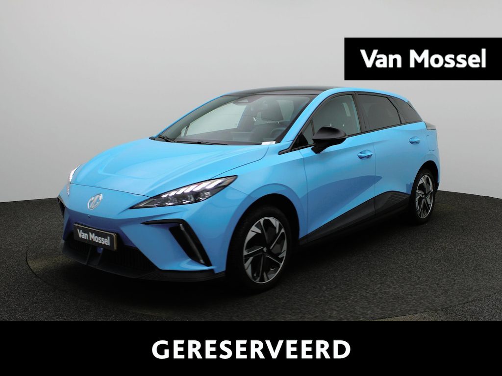 MG MG4 64 kWh 204Pk Luxury | Navigatie | Apple & Android Carplay | 360 Camera | Parkeersensoren Voor & Achter | Adaptieve Cruise Control | Keyless Entry | Climate Control | Privacy Glass | Elektrisch Bedienbare Bestuurdersstoel |