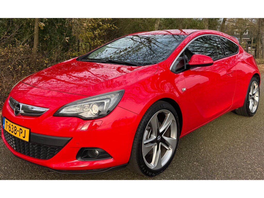 Opel Astra GTC 1.4 Turbo Sport 2011 NAVI XENON CLIMA 140PK ZEER NETTE AUTO