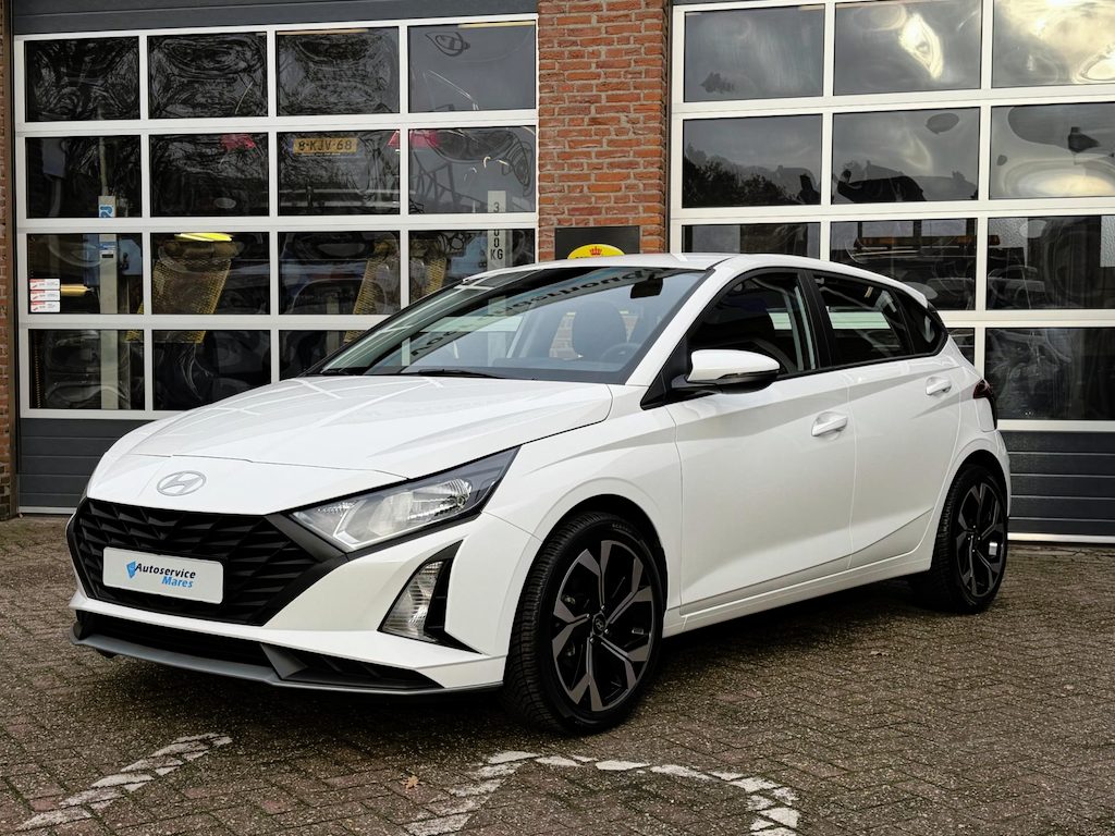 Hyundai i20 1.2 MPI i-Motion, Navi, Camera, cruise, Airco, lane assist, PDC