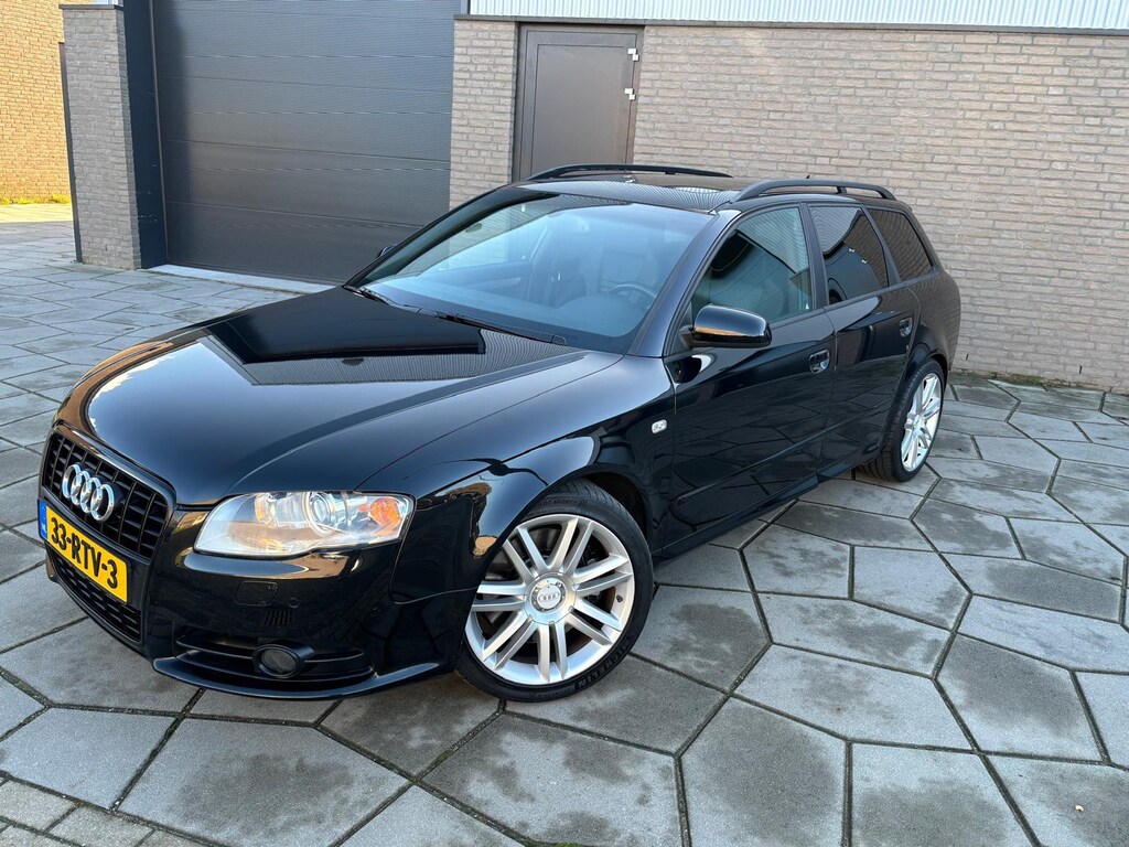 Audi A4 Avant 4.2 V8 S4 quattro Pro Line |Bi-Xenon|Voll. Leder |Recaro | Schuif/Kantel | Zwart Metallic