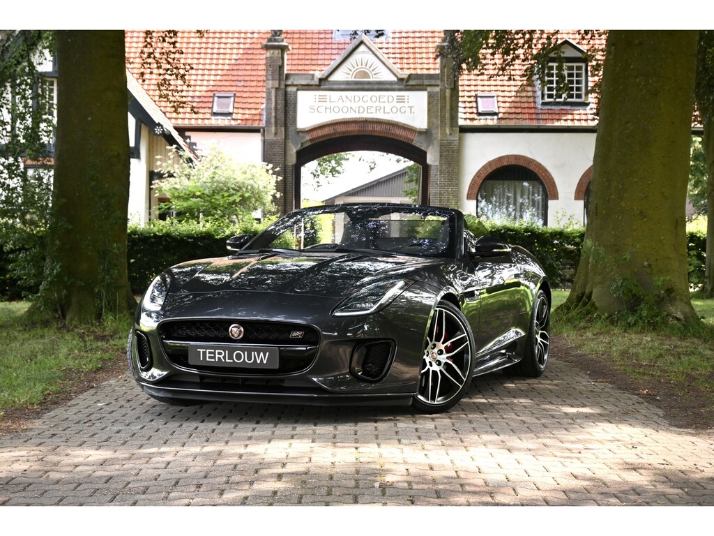 Jaguar F-Type 2.0T Chequered Flag | € 849 per maand*