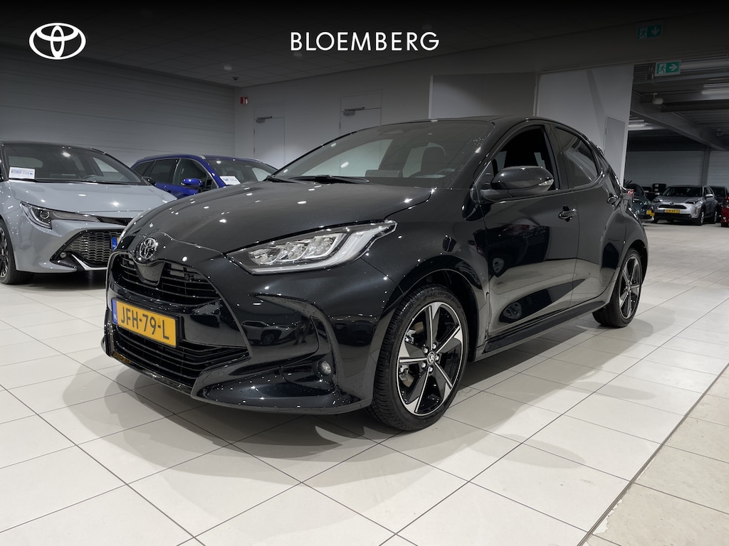 Toyota Yaris 1.5 Hybrid 130 Executive | Demo | Apple Carplay | Android Auto | Fabrieksnavigatie | 17 inch LM-velgen |