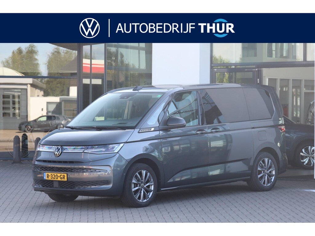 Volkswagen Multivan 1.4 eHybrid L1H1 Style PL €1177 p/m* | SOH 100% | 218PK / 160kW, 7 zitplaatsen, Panoramadak, adaptief onderstel (dcc), elektrische achterklep, head-up display, assistentie pakket plus, dodehoek sensor side assist, stuurwiel verwarming, rondom zicht camera, IQ Matrix, acc 18" LMV, privacy glas etc.