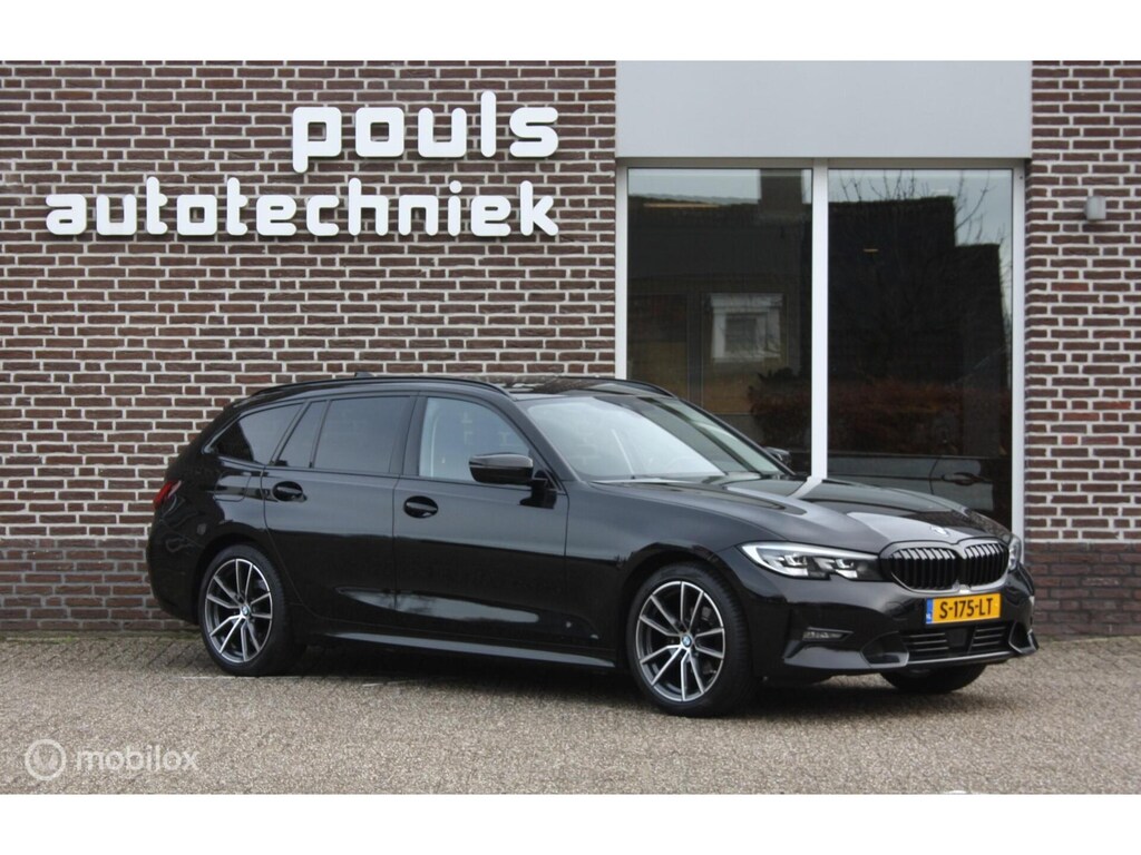 BMW 3-Serie Touring, trekhaak, sportstoelen. 318i 2.0 Sport, trekhaak, elek klep.