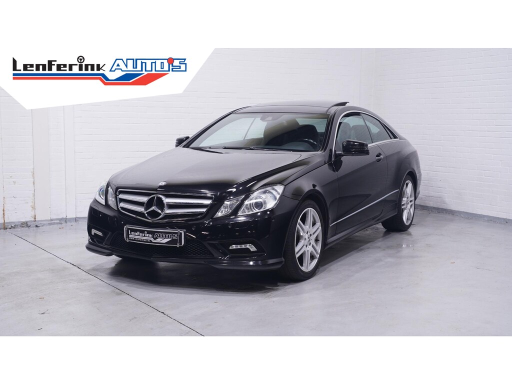 Mercedes-Benz E-klasse Coupé 200 CGI Avantgarde NAP AMG Pack Navi Panodak PDC Xenon-verlichting sport-pakket lederen bekleding 18"-inch AMG wielen ortopedische stoelen electrisch-bedienbaar