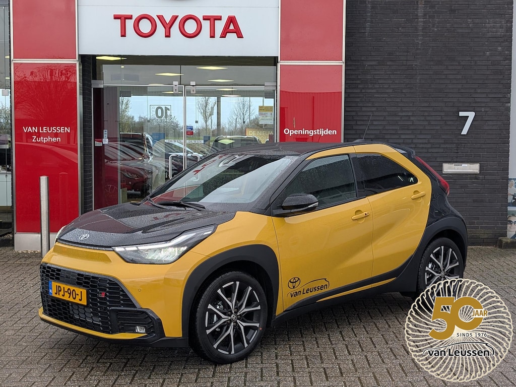 Toyota Aygo X Hybrid 115 GR-SPORT NIEUW MODEL! JBL-AUDIO 18'' LM-VELGEN KEYLESS PARK-SENSOREN STOELVERW NAVI CLIMA AD-CRUISE