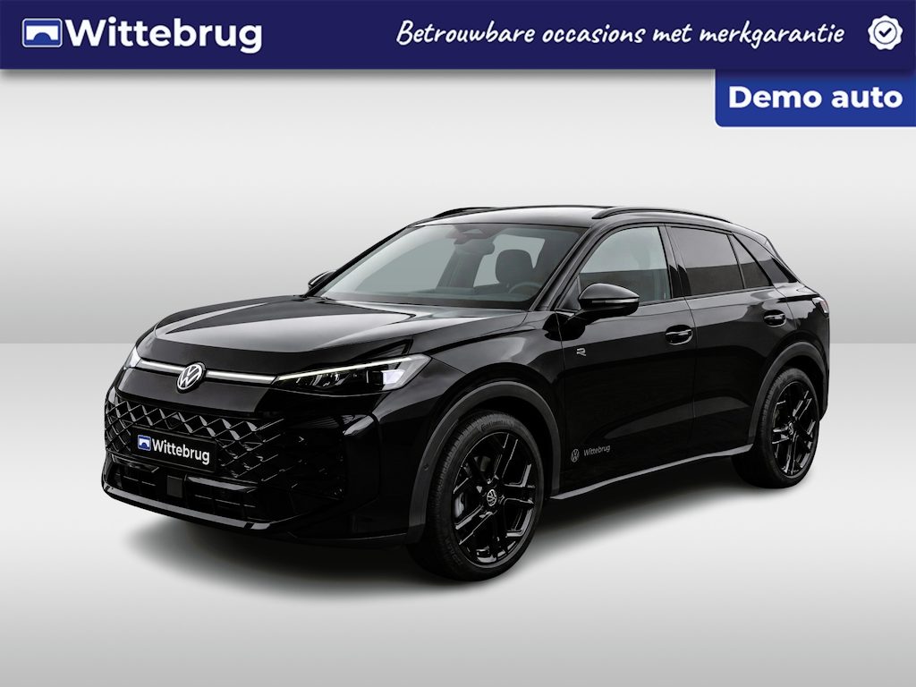 Volkswagen T-Roc 1.5 eTsi R-Line First Edition / Carplay / Navi / IQ Light / 19" LM velgen / R-Line / Camera
