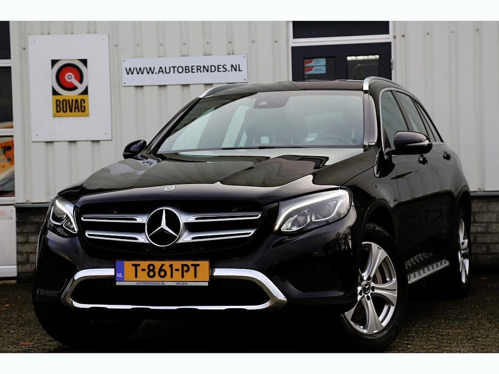 Mercedes-Benz GLC 350e 4MATIC Plug in hybride*Perfect Onderh.*AMG Interieur/Afneemb. Trekhaak/Treeplanken/High Perfr. LED Koplampen/Half Leder/Stoelverw./Standkachel/Parkeersens.V+A/18 inch LM*