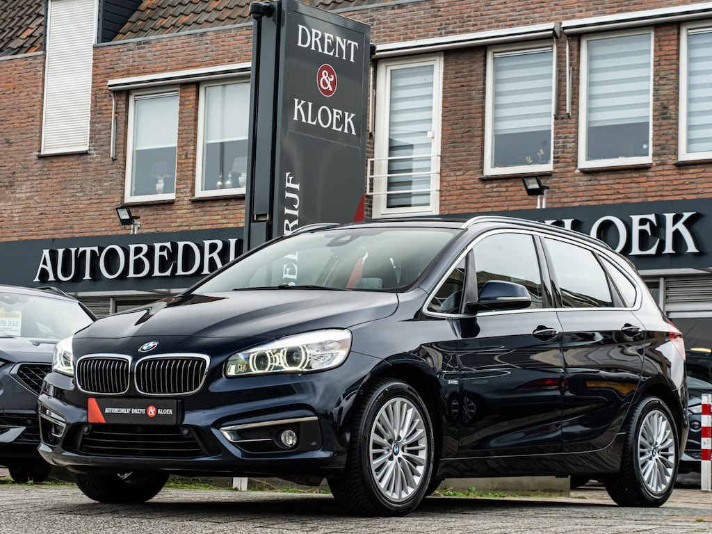 BMW 2-Serie Active Tourer 218i Corporate Lease High Exe ORG NL HUD CAMERA HIFI LEDER STOELVERW