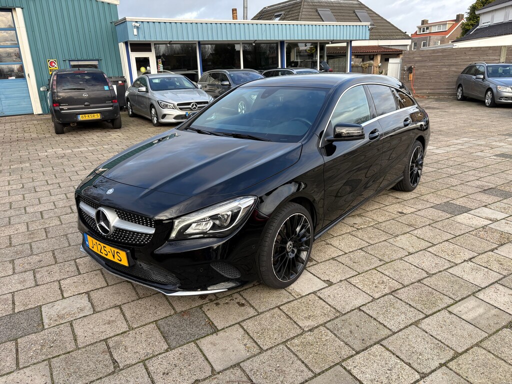 Mercedes-Benz CLA Shooting Brake 180 Lease Edition