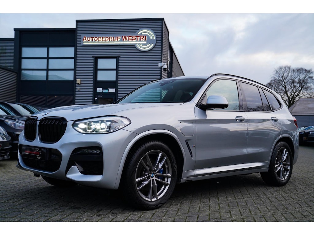 BMW X3 XDrive30e High Executive | Adaptieve Cruise | BMW LED | Luxe Leder | Hybride | Verwarmde voorstoelen |