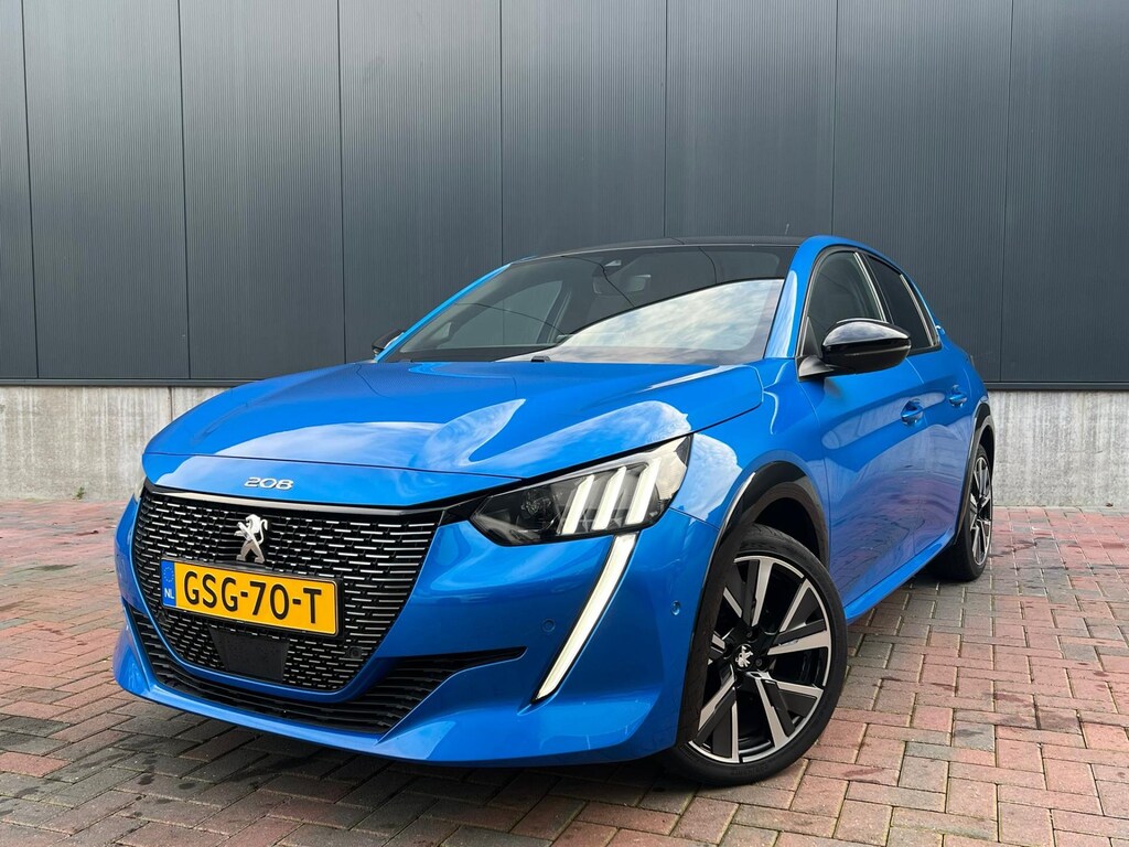 Peugeot 208 1.2 PureTech Allure Pack GT-Line * Keyless * D.A.B. * Cam * DIGI-Dash *