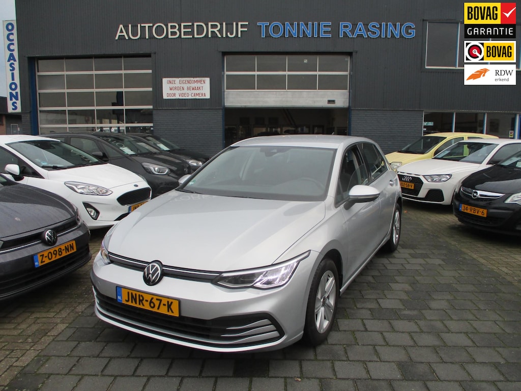 Volkswagen Golf 1.5 TSI Life Business