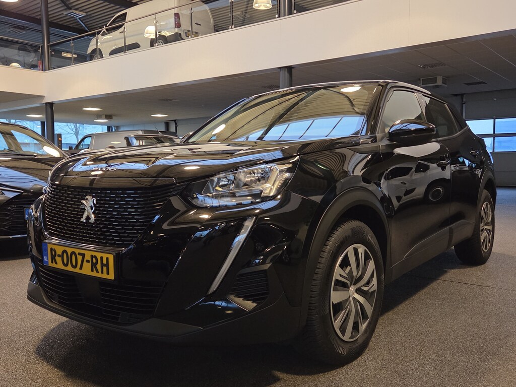 Peugeot 2008 1.2 PureTech Active / Navi / Cruise / Airco / Etc.