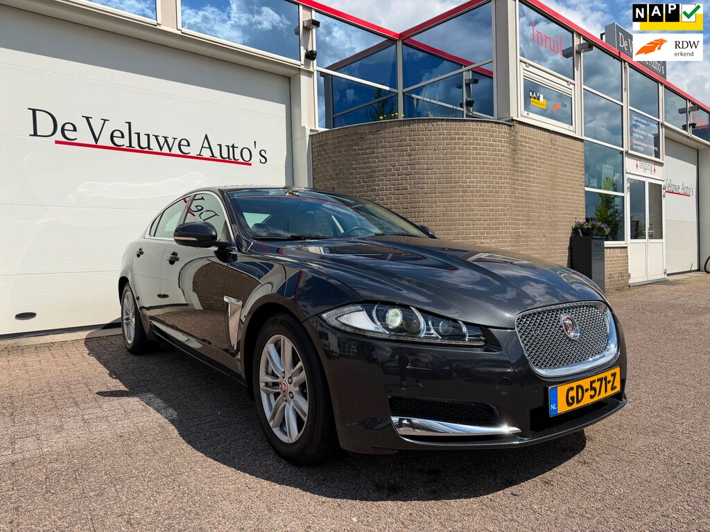 Jaguar XF 2.2D | Camera | Trekhaak | Keyless | Climate | Navi