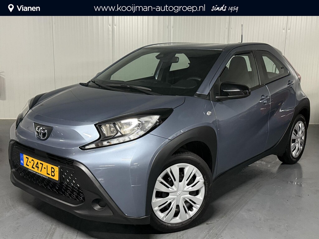 Toyota Aygo X 1.0 VVT-i MT Play Draadloze Carplay, Adaptive cruise control, Camera, BTW auto 1e eigenaar