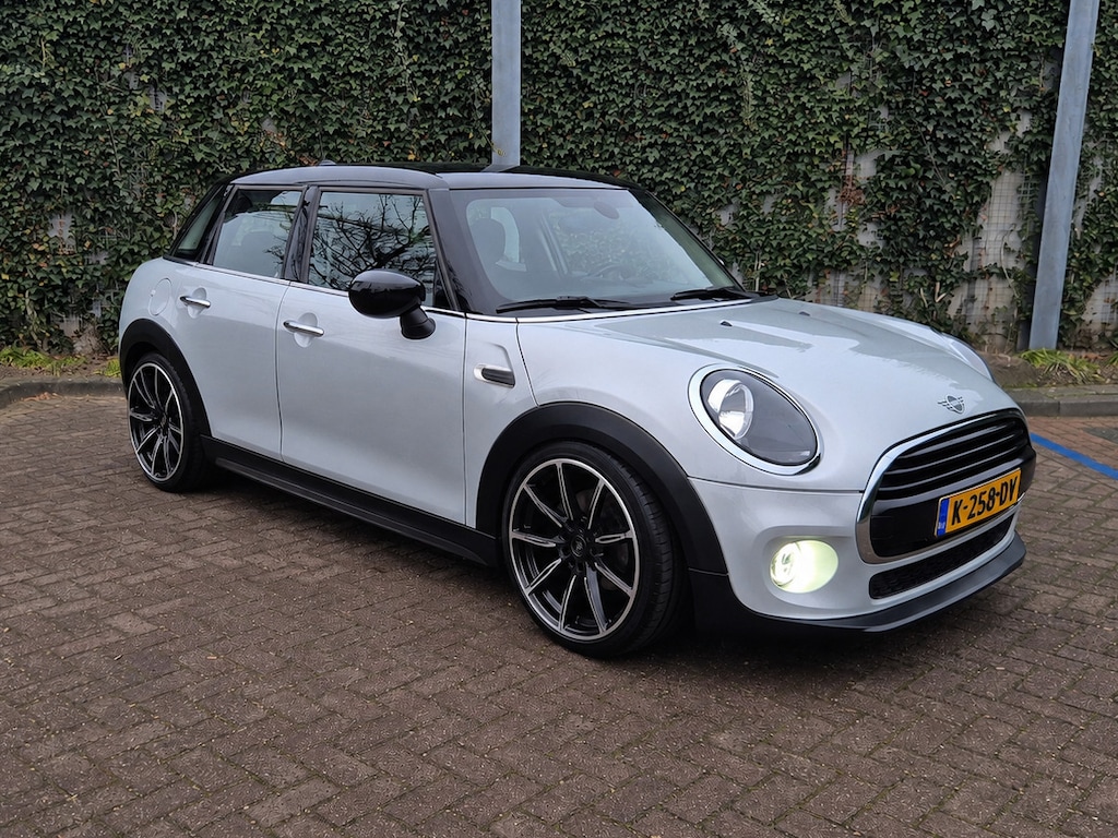 MINI Cooper 1.5 136pk 5-Deurs | CarPlay | Navi | Digital Cockpit | Cruise | PDC | DAB