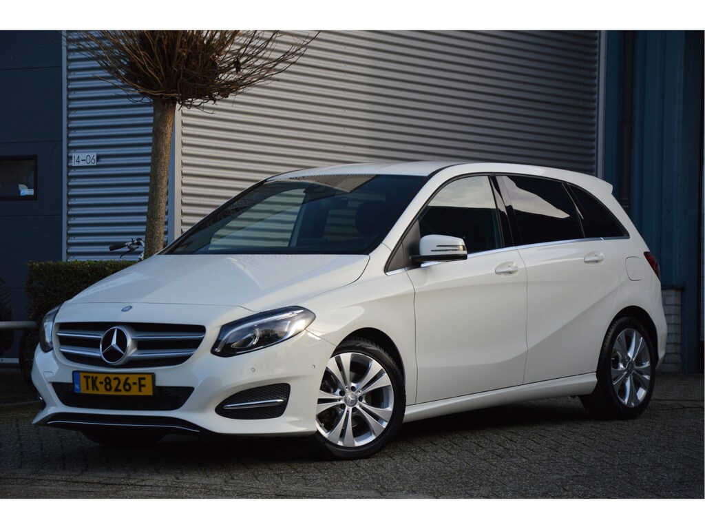 Mercedes-Benz B-klasse 180 URBAN | PDC | LED | NAVI | STOELVERWARMING | AUDIO | ENZ