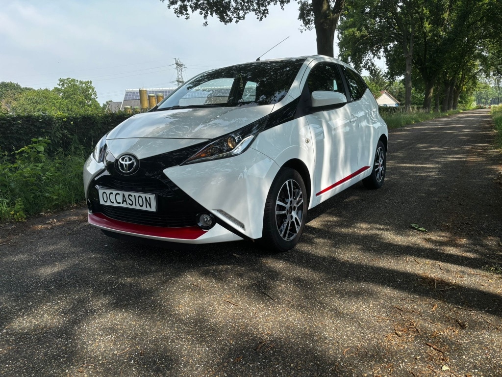 Toyota Aygo 1.0 VVT-i X-Play