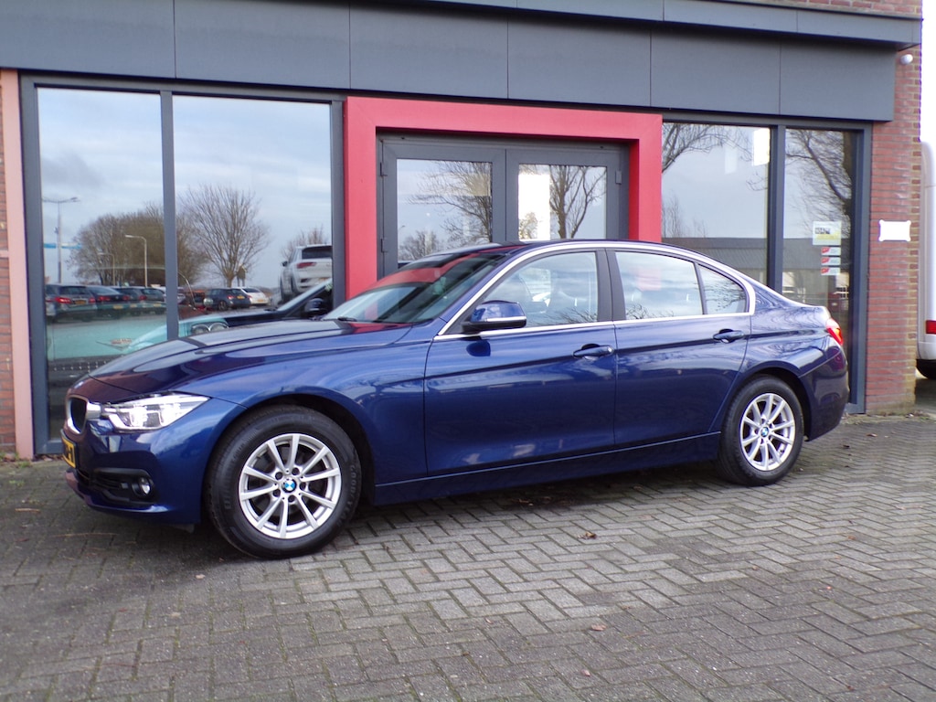 BMW 3-Serie 320i Centennial Executive Sportstoelen Stoelverwarming Trekhaak NAP