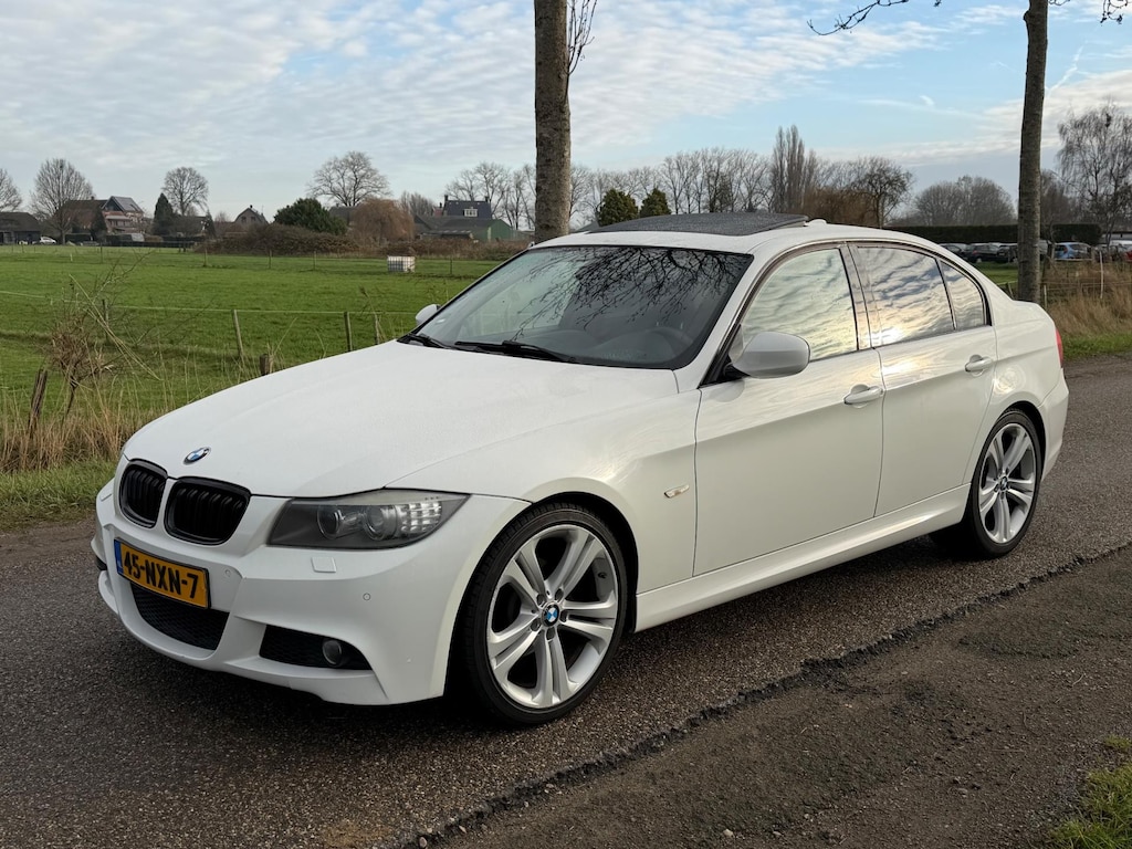 BMW 3-Serie 318d APK 06-2026 M-pakket 2e eigenaar