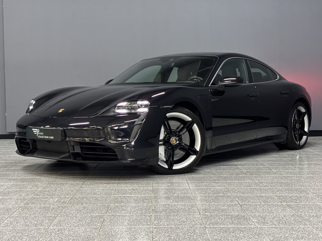 Porsche Taycan Turbo 93 kWh Pano|Bose