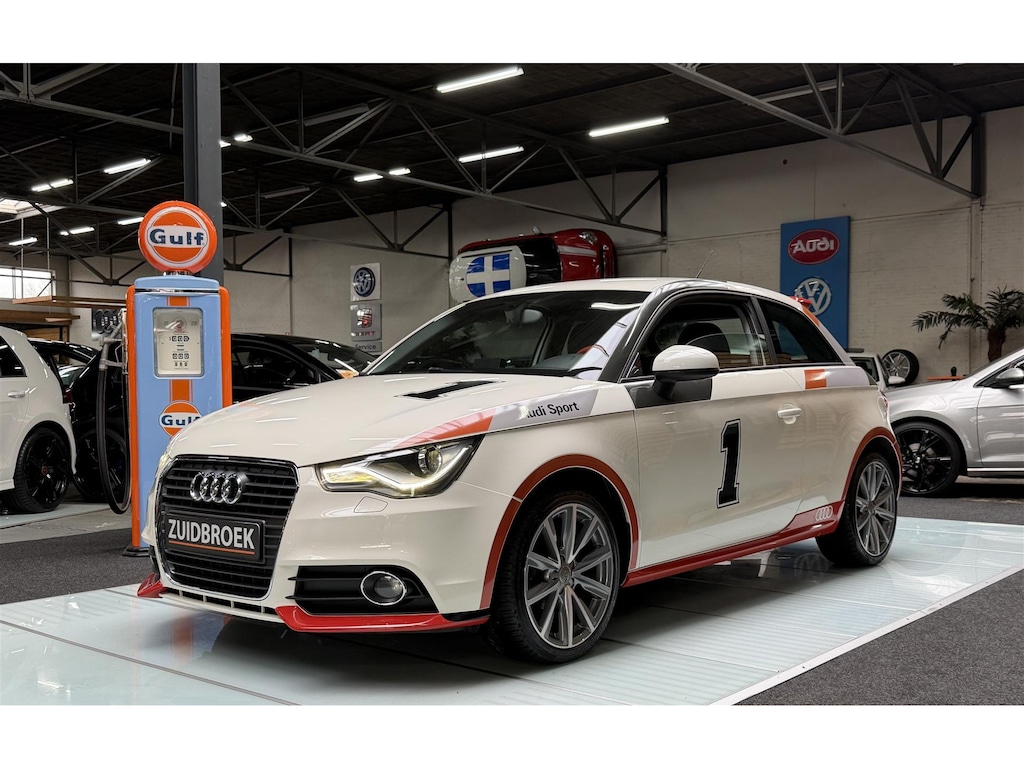 Audi A1 1.2 UNIEK!! Clima!! Navi!! trekhaak!!