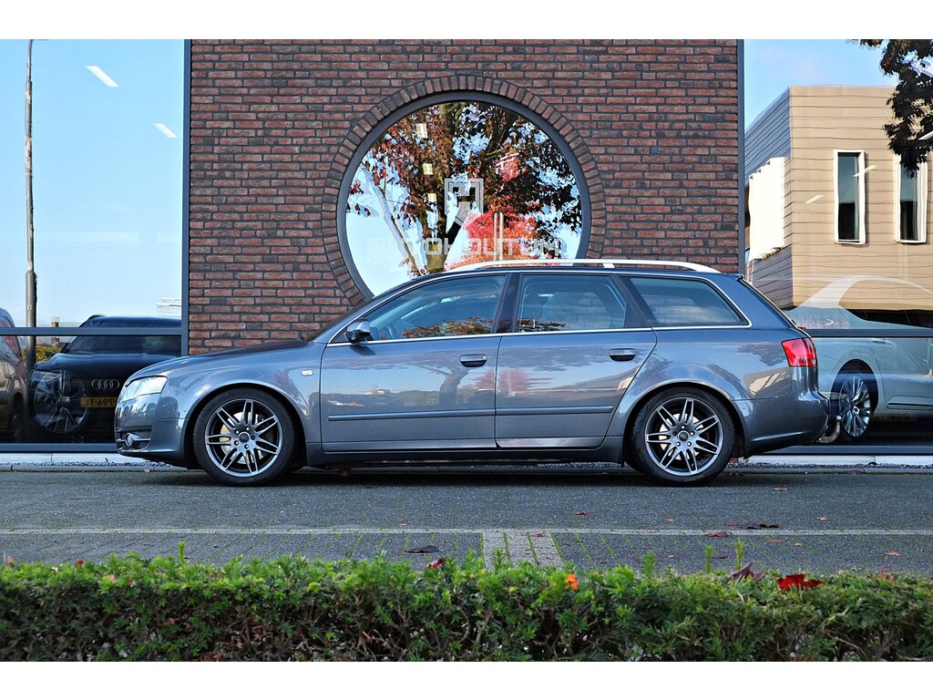 Audi A4 Avant 3.0 TDI quattro VERSNELLINGSBAK DEFECT Leder, RNS-e, Telef