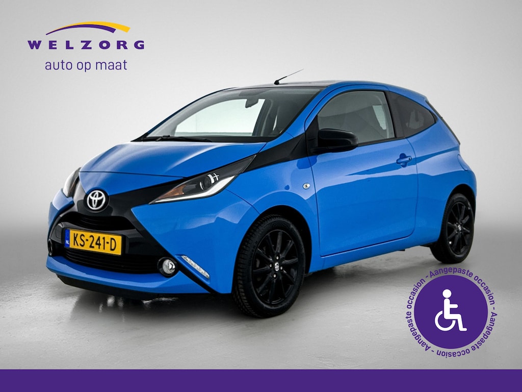 Toyota Aygo 1.0 VVT-i x-play | Handbedrijfsrem met segmentgas | Dealer onderhouden | Automaat