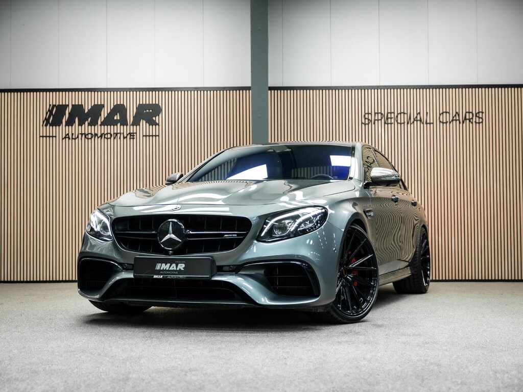 Mercedes-Benz E-klasse E63s AMG 4MATIC Premium Plus | VOSSEN 21'' | Burmester 3D | Carbon interieur en exterieur| Dealer onderhouden | Sportuitlaat | 360 Camera | Head-Up |