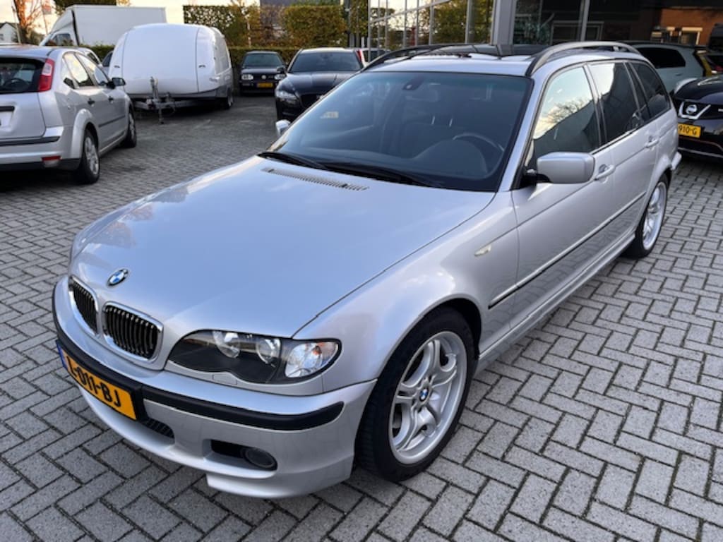 BMW 3-Serie Touring 320i Special Executive M-Sport / 158.000 km / 170 PK