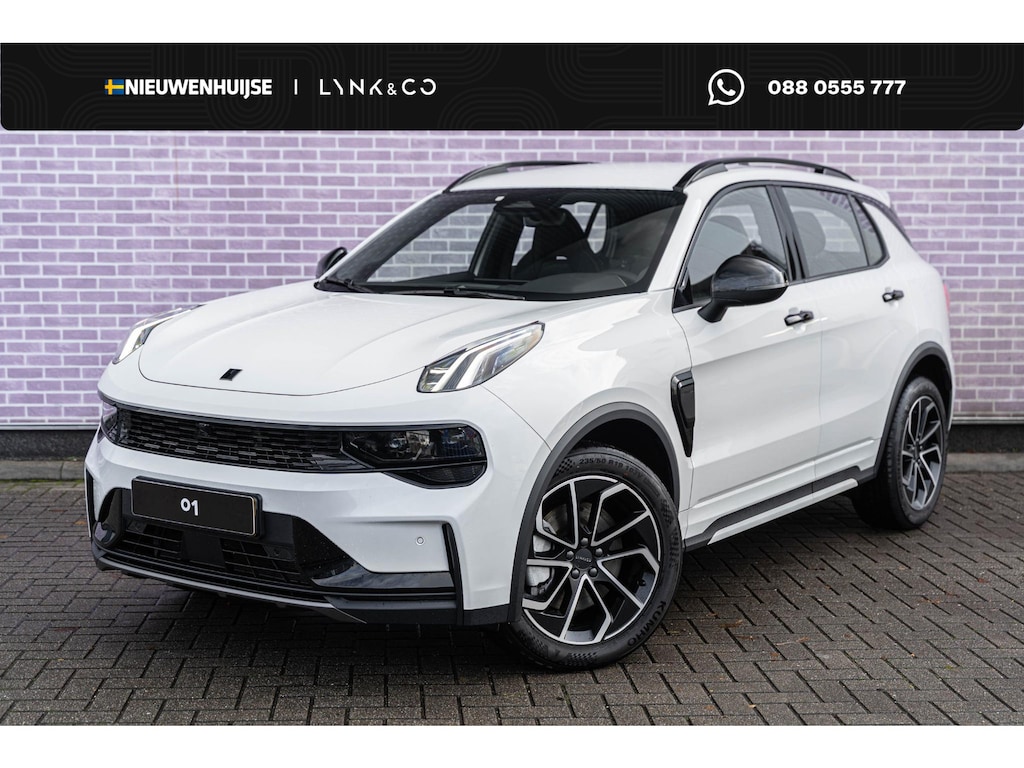 Lynk & Co 01 1.5 Core PHEV | Apple Carplay & Android Auto | Achteruitrijcamera | Adaptieve Cruise Control | Keyless Entry | 1800 kg Trekvermogen | Stoelverwarming | 19 inch LM-Velgen | Ledverlichting | 15,4 inch middendisplay | Premium audiosysteem |
