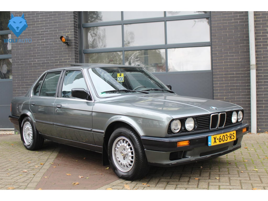 BMW 3-Serie 320i 6 Cilinder ORIGINELE STAAT! UNIEKE AUTO! NEW APK!