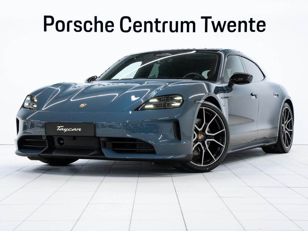 Porsche Taycan Sport Turismo Black Edition