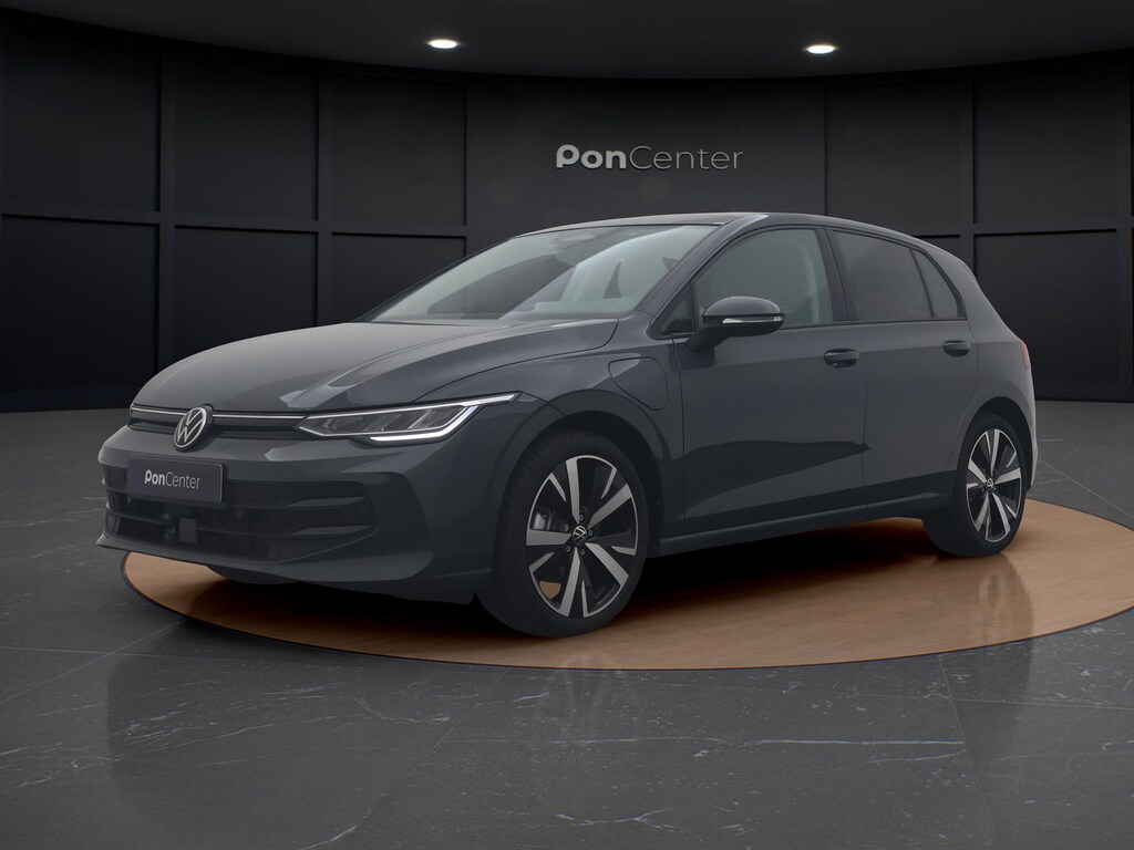 Volkswagen Golf Life Edition 1.5 eHybrid 150 kW / 204 PK | 18" | Pano dak | Stuur-Stoelverwarming |