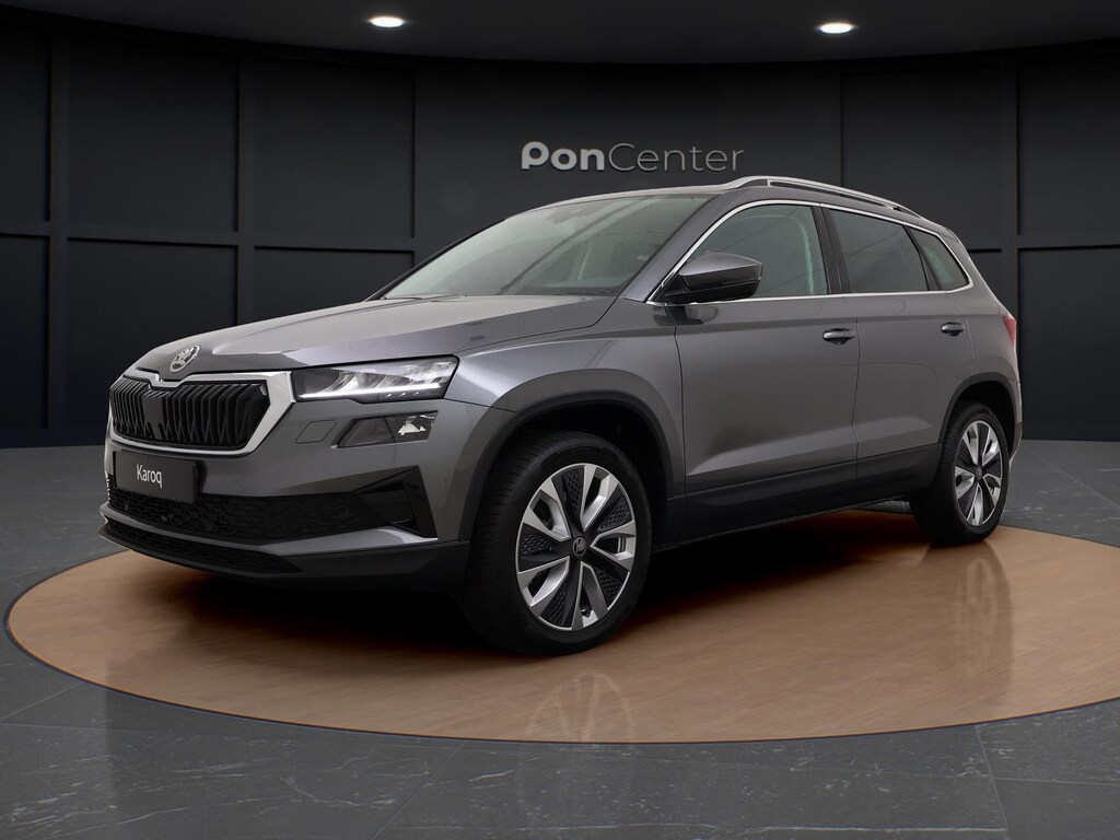 Skoda Karoq Business Edition 1.5 TSI 110 kW / 150 PK | Adaptive Cruise | Stuur-/Stoelverwarming | Trekhaak |