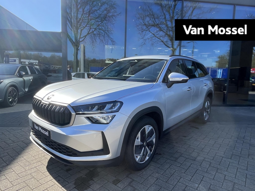 Skoda Kodiaq 1.5 TSI M-HEV Business Edition 150 PK | Automaat | LED Koplampen | Trekhaak | Navigatie | Keyless Entry | Achteruitrijcamera | Climate Control | Adaptive Cruise Control | Parkeersensoren | Elektrische achterklep | Privacy Glass | Stoelverwarming | Lichtmetalen velgen | €5.429,- Actiekorting! | PRIJS = NETTO RIJKLAAR! | Direct leverbaar! |