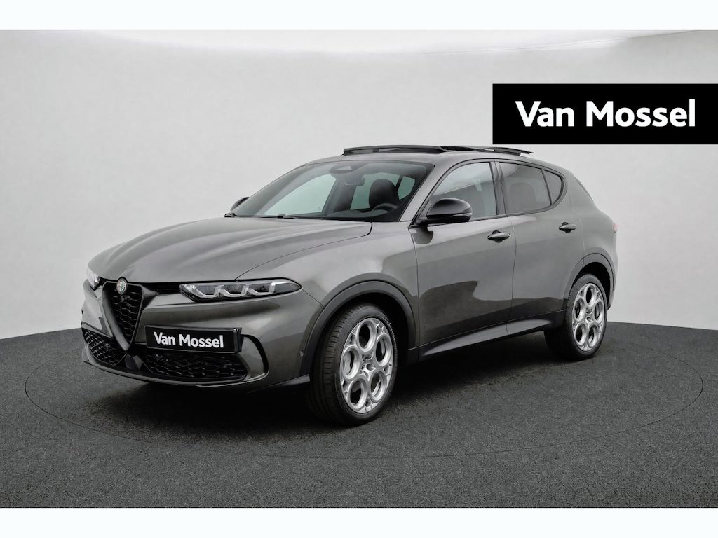 Alfa Romeo Tonale 1.3T PHEV 280pk Sprint | Camera | Electrisch Schuifdak | Climate control | Navigatie | Stoel en Stuurverwarming | Parkeersensoren voor + achter |