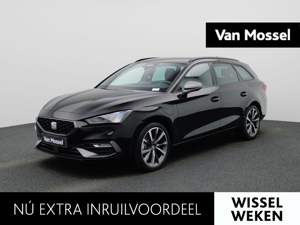 SEAT Leon Sportstourer 1.5 TSI e-Hybrid FR Business 204 PK | Automaat | LED Koplampen | Trekhaak | Navigatie | Climate Control | Apple Carplay/Android Auto | Achteruitrijcamera | Adaptive Cruise Control | Parkeersensoren | Privacy Glass | Virtual Cockpit | Direct leverbaar! |