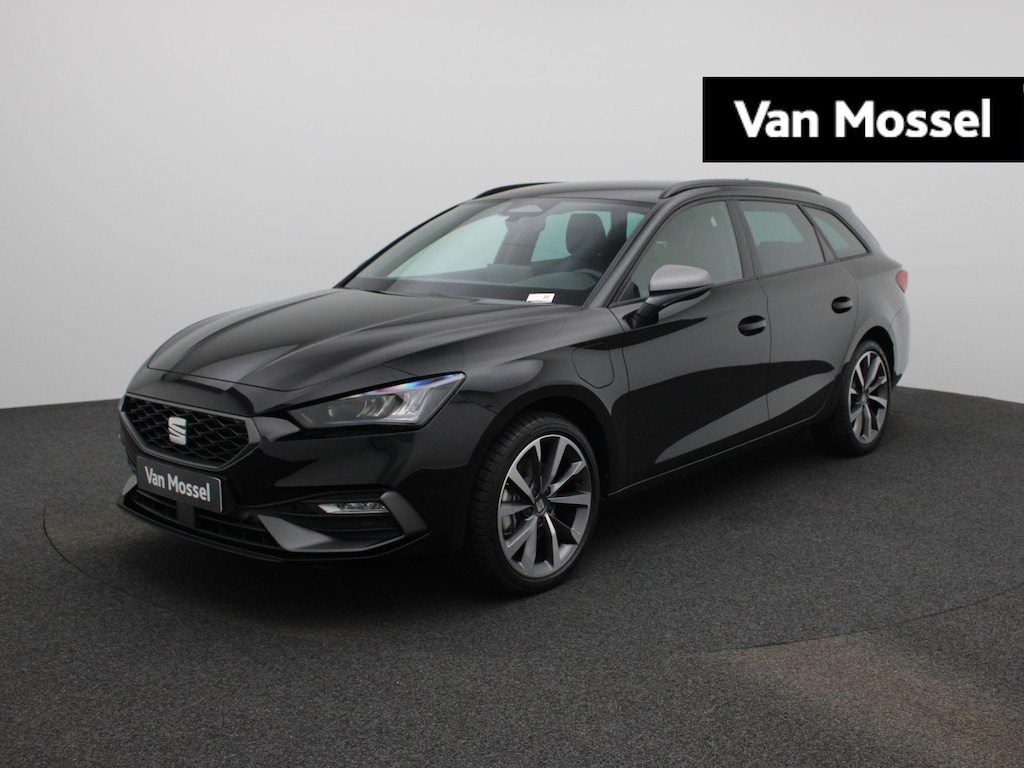 SEAT Leon Sportstourer 1.5 TSI e-Hybrid FR Business 204 PK | Automaat | LED Koplampen | Trekhaak | Stoelverwarming | Stuurverwarming | Keyless Entry | Navigatie | Climate Control | Apple Carplay/Android Auto | Achteruitrijcamera | Adaptive Cruise Control | Parkeersensoren | Privacy Glass | Virtual Cockpit | Direct leverbaar! |