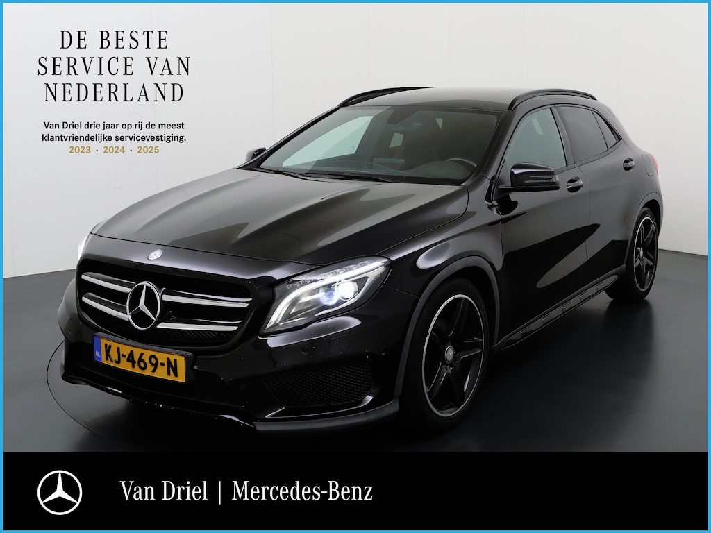 Mercedes-Benz GLA GLA 180 AMG line Night | Bi-Xenon Navigatie PTS