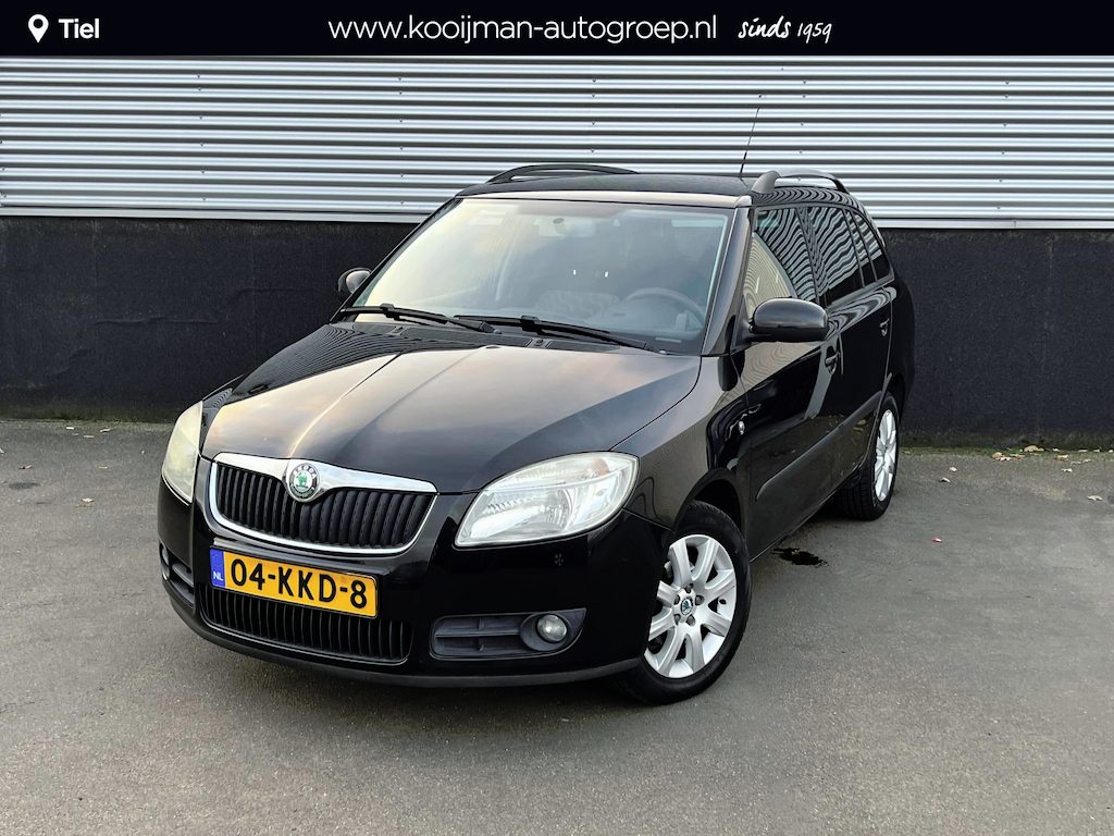 Skoda Fabia Combi 1.4-16V Tour 1e eign. NL-auto, Climate control, Lichtmetalen velgen
