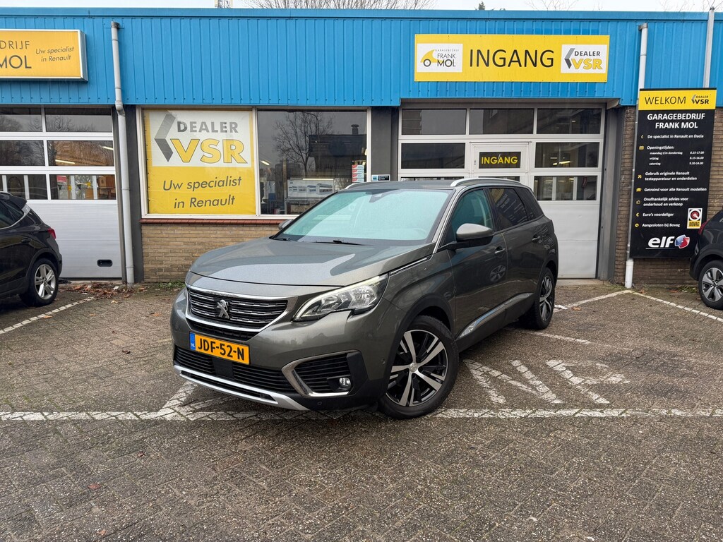 Peugeot 5008 1.2 PureTech Allure |7Pers.|Camera|Carplay|