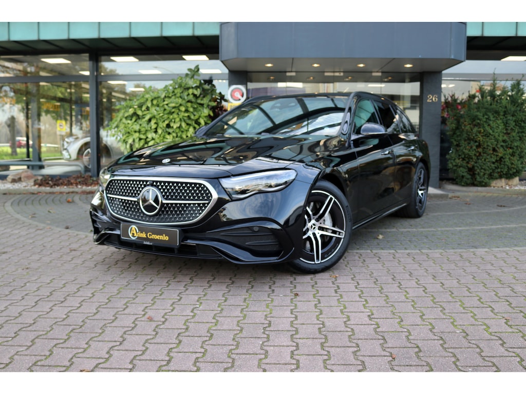 Mercedes-Benz E-klasse Estate 300 e AMG Line Panoramadak, Rijassistentiepakket, Trekhaak, Burmester