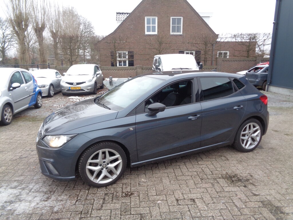 SEAT Ibiza 1.0 TSI FR Business Intense Ecc,camera, PDC, Navigatie, carplay/android auto