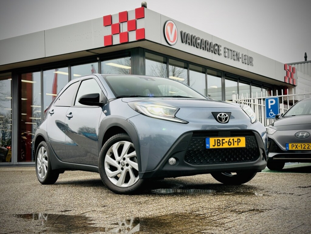 Toyota Aygo X 1.0 VVT-i MT Pulse | CAMERA | ADAPTIEVE CRUISE | STOELVERWARMING