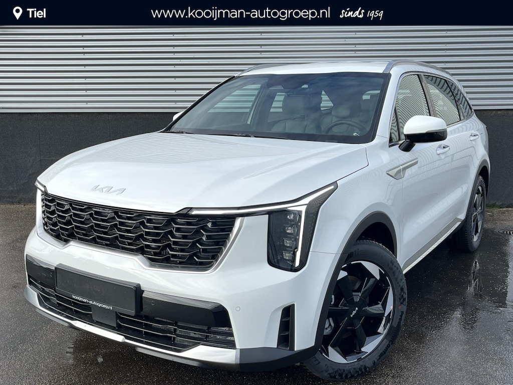 Kia Sorento 1.6 T-GDi Hybrid 2WD DynamicLine 7p. ACTIE UIT VOORRAAD LEVERBAAR! Climate control, Parkeersensoren voor+achter, Achteruitrijcamera, Dodehoekdetectie, Adaptief cruise control,